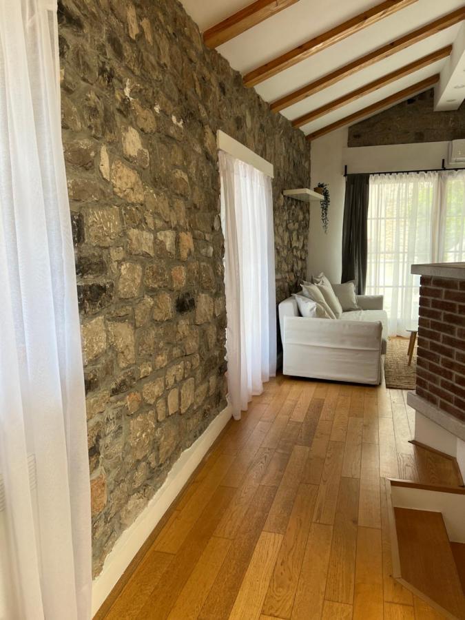 Guesthouse 45 Dutovlje Eksteriør billede